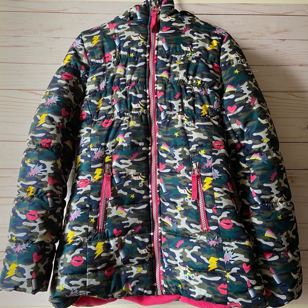 Skechers Girls Winter Coat size 10-12 (medium)